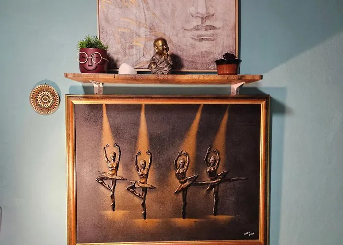 Can-can Mykonos Town